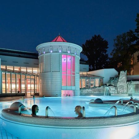 Eden Hotel Бад-Кроцінген Екстер'єр фото