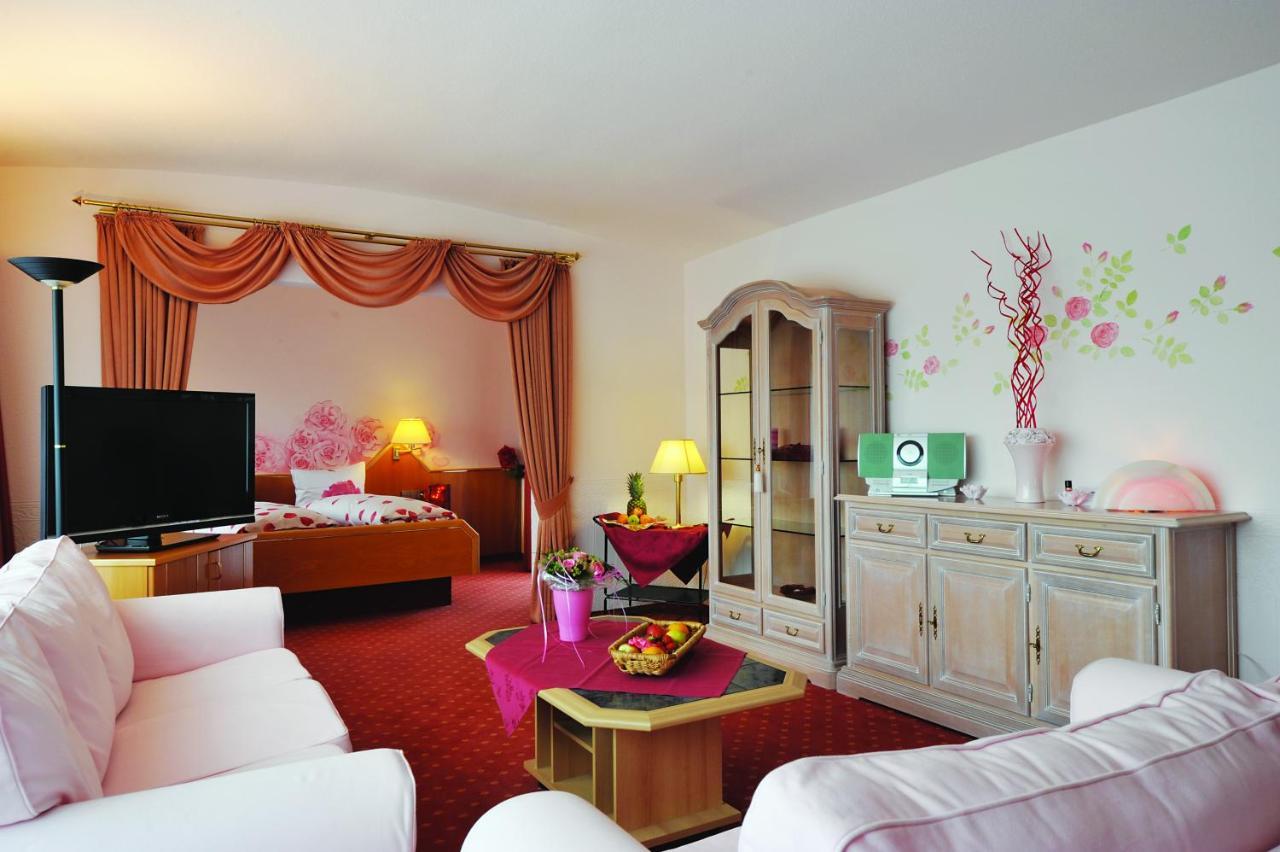 Eden Hotel Бад-Кроцінген Екстер'єр фото
